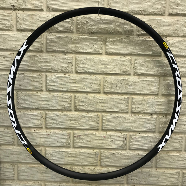 18312FFE-335E-4DA4-96BA-