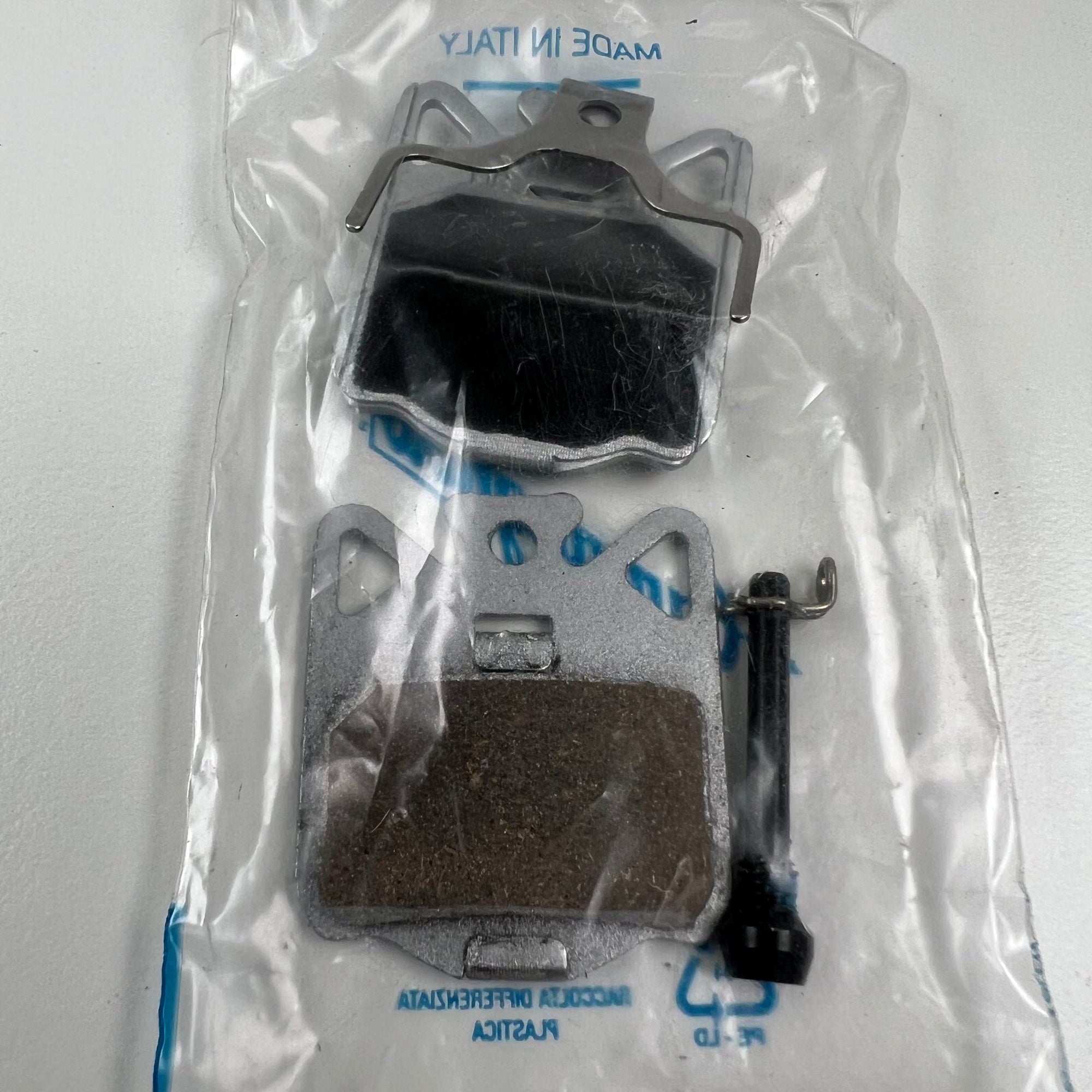 Campagnolo DB-410 Organic Disc Brake Pads-Resin Compound